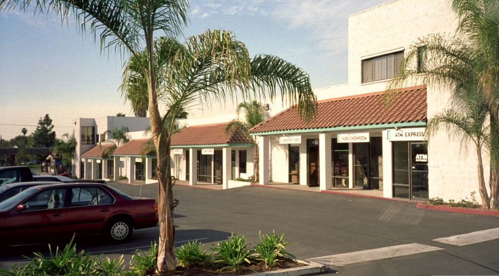 109-155 E Arrow Hwy, San Dimas, CA for rent - Building Photo - Image 1 of 7