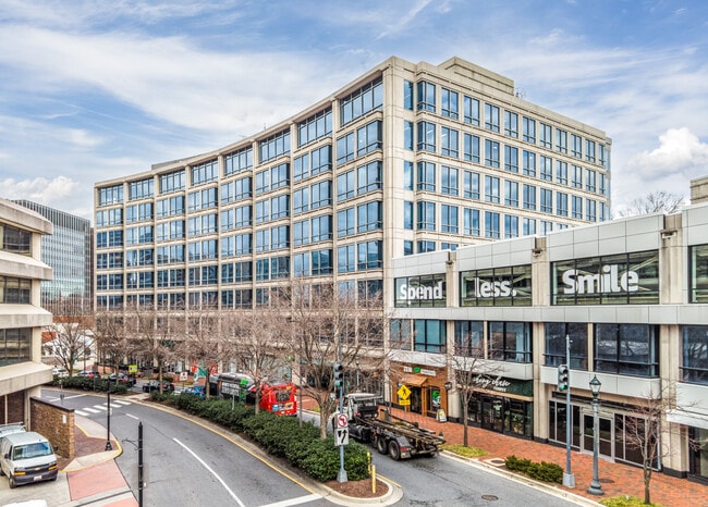 More details for 5425-5481 Wisconsin Ave, Chevy Chase, MD - Retail to Rent