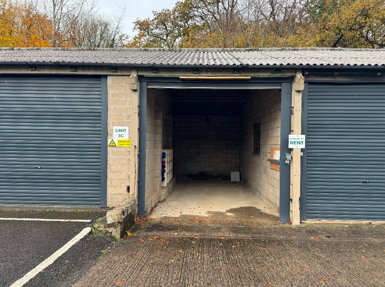 North Rd, Okehampton to rent - Building Photo - Image 2 of 3