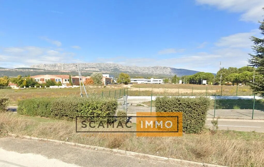 Location Entrepôt 750 m² - Photo 1