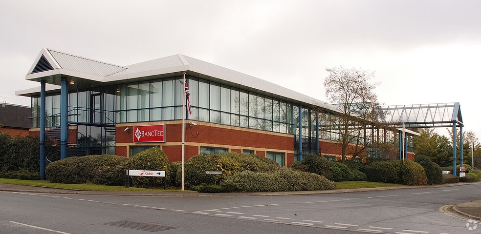 Mathisen Way, Slough for sale - Building Photo - Image 2 of 2