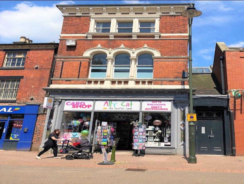 7 Derby St, Leek for rent Primary Photo- Image 1 of 4