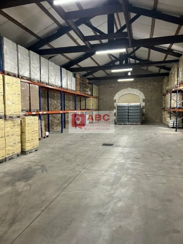 Vente Local d'activités 2 000 m² - Photo 1