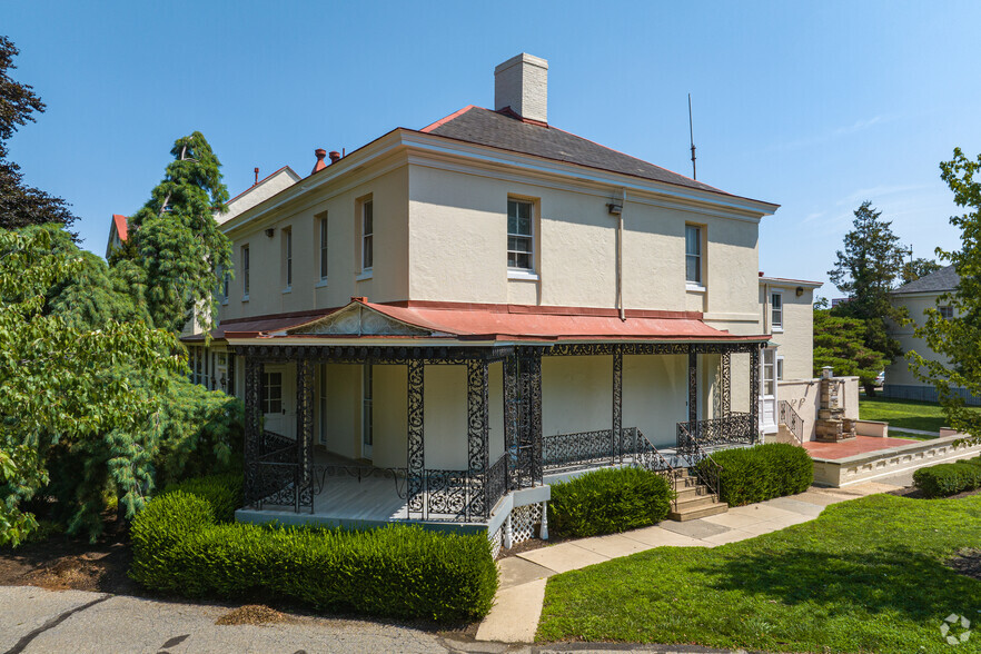 2275 Bridge St- Building 1, Philadelphia, PA for sale - Building Photo - Image 1 of 3