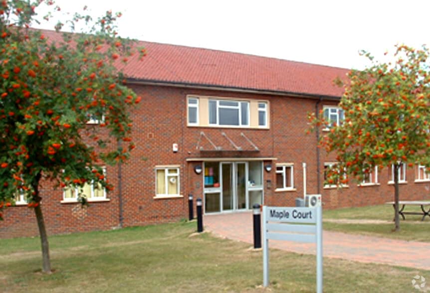 Waltham Rd, Maidenhead for sale - Building Photo - Image 1 of 1