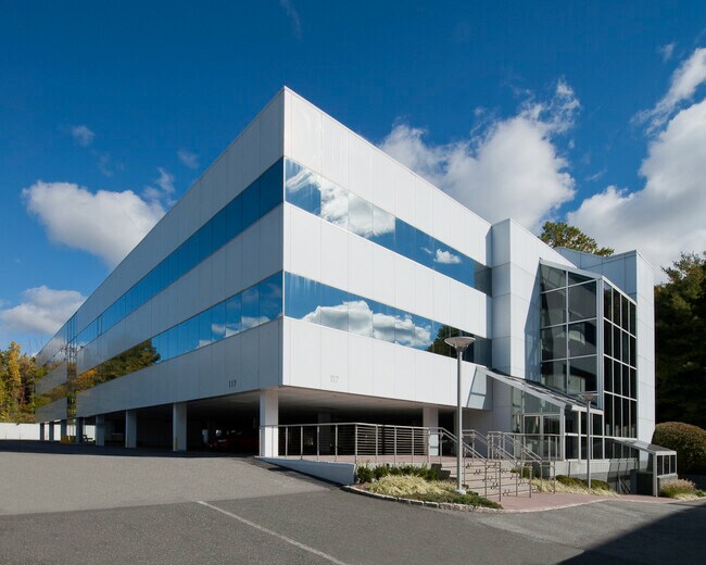 More details for 117 E Stevens Ave, Valhalla, NY - Office, Office / Medical to Rent