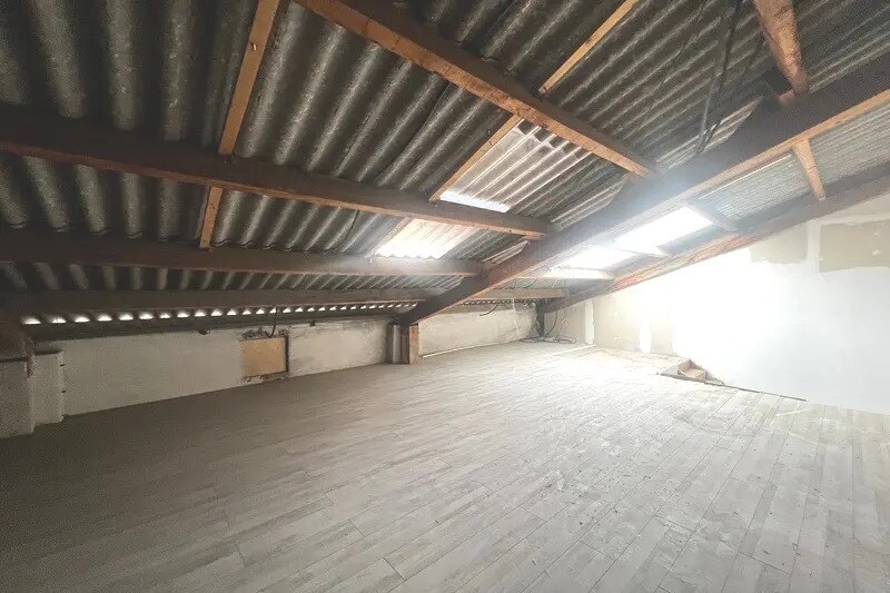 Light Industrial in Perpignan for sale - Building Photo - Image 2 of 8