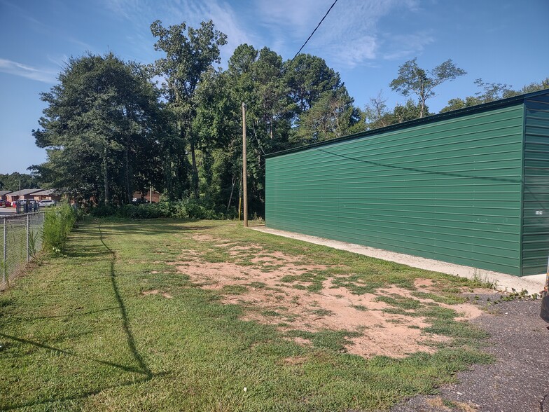 1679 Atlanta Hwy SE, Statham, GA for rent - Building Photo - Image 2 of 3