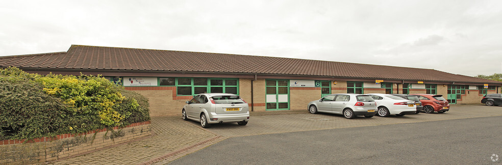 7 Crosland Park, Cramlington for sale - Building Photo - Image 3 of 5