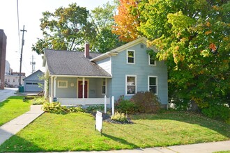 107 Center St, Chardon, OH for sale Building Photo- Image 1 of 30