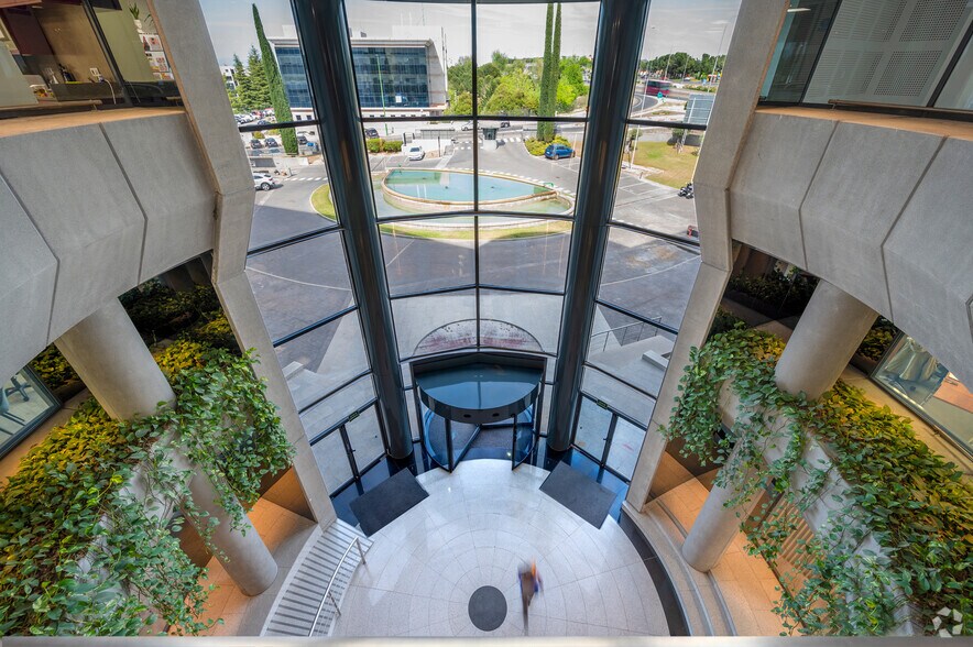 Avenida de Europa, 24, Alcobendas, Madrid to rent - Building Photo - Image 3 of 21