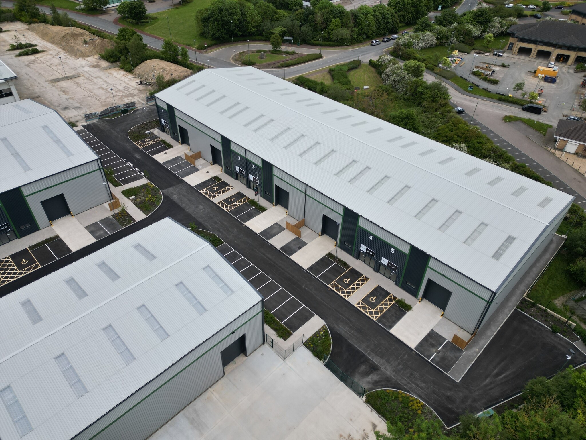 Birch Wood Dr, Peterlee to rent Building Photo- Image 1 of 27