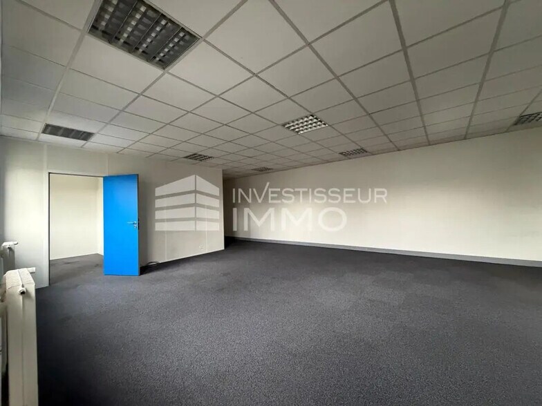 Office in Lognes to rent - Interior Photo - Image 3 of 5