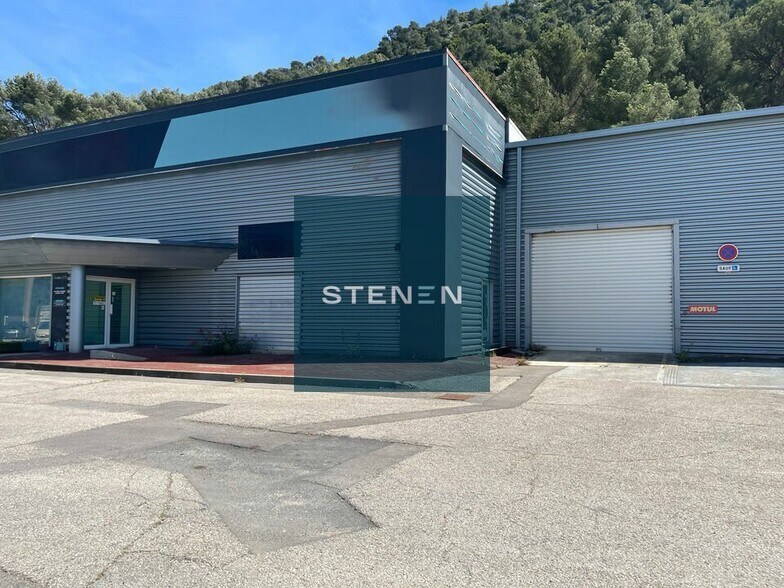 Light Industrial in Gémenos to rent - Building Photo - Image 3 of 9