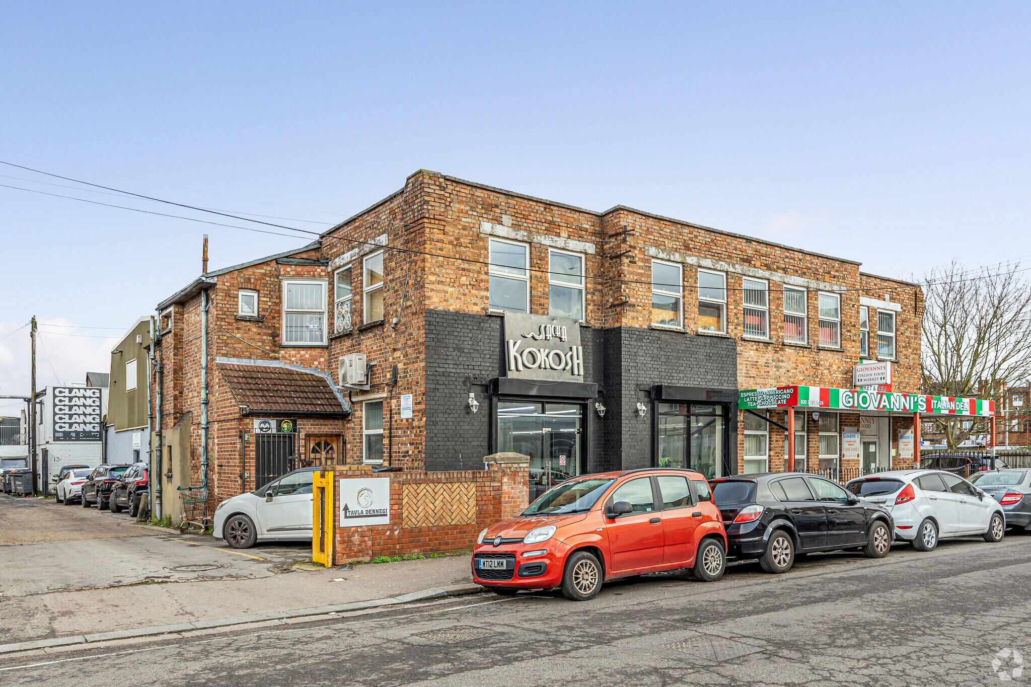 13 Queensway, Enfield for sale Primary Photo- Image 1 of 1