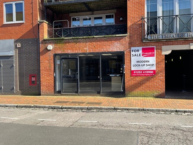 More details for 8 Camp Rd, Farnborough - Retail to Rent
