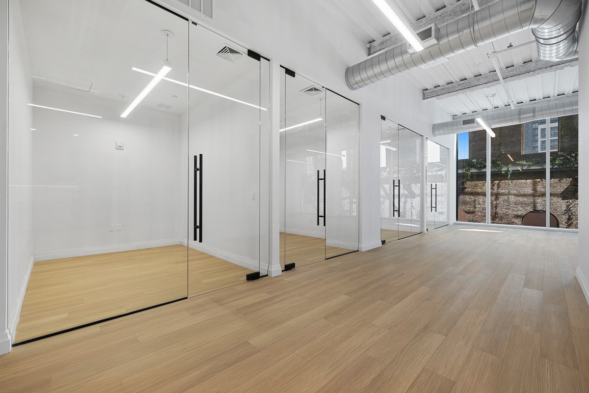 300 Kent Ave, Brooklyn, NY to rent Interior Photo- Image 1 of 9