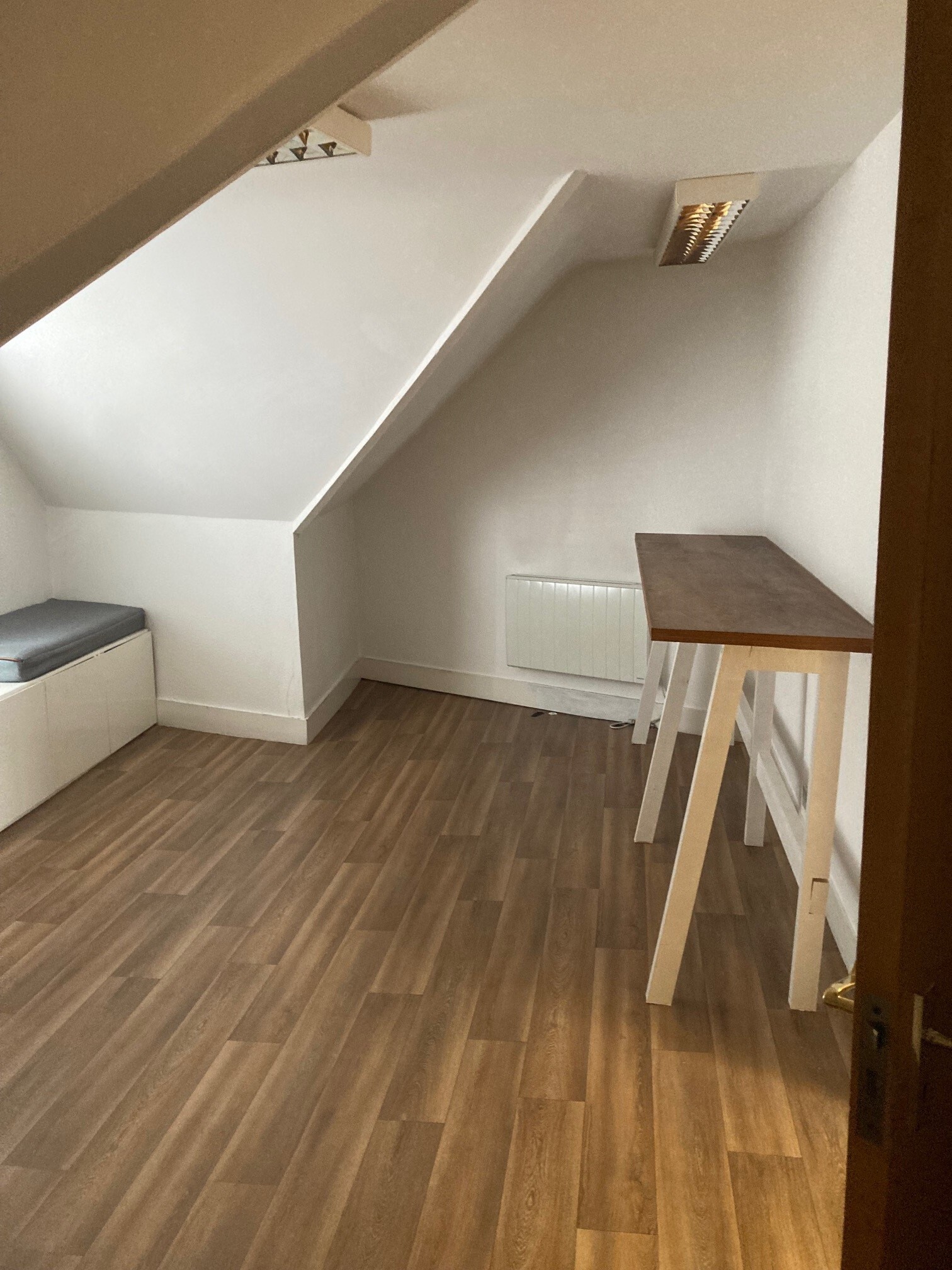 54 Holly Bush Ln, Sevenoaks to rent Interior Photo- Image 1 of 4