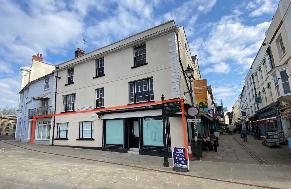 27-28 Agincourt Sq, Monmouth for sale Primary Photo- Image 1 of 1