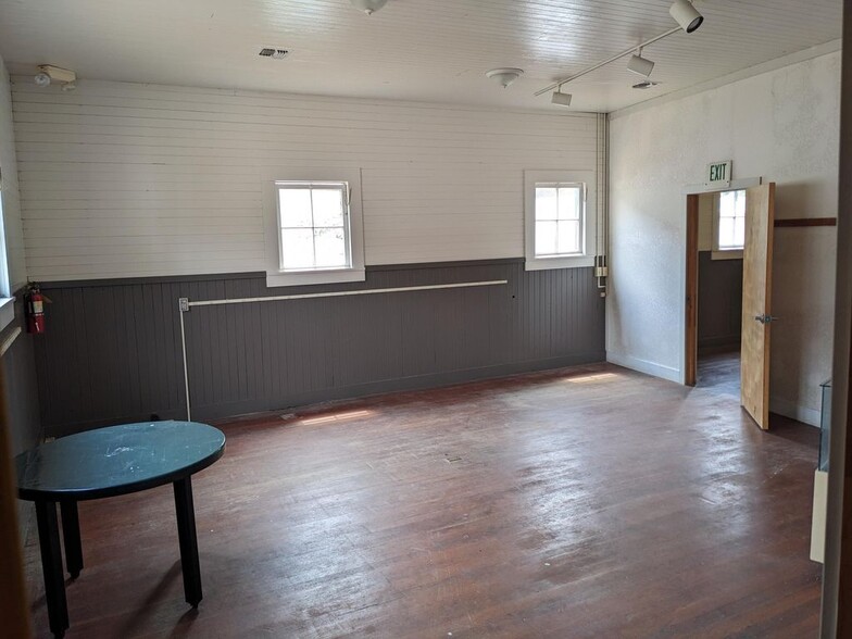 121452 State Hwy 101, Orick, CA for sale - Building Photo - Image 3 of 8