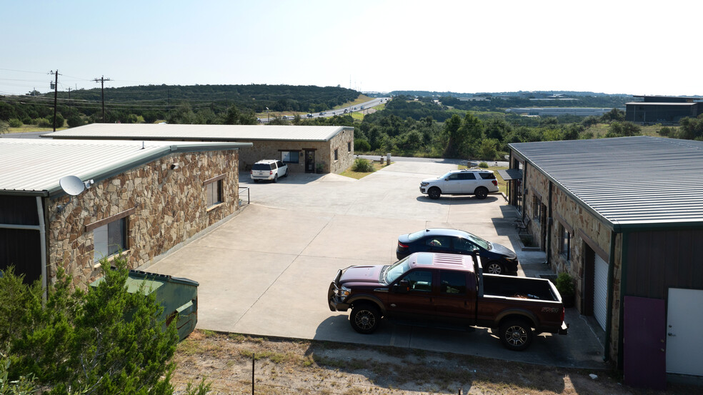 120-2 Frog Pond Ln, Dripping Springs, TX for sale - Building Photo - Image 3 of 5