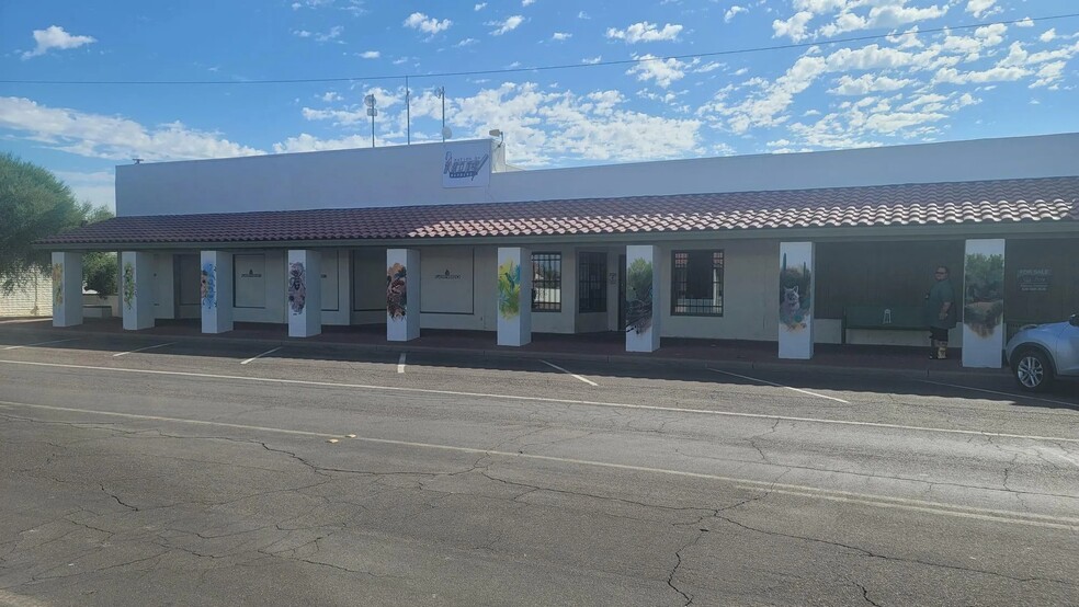 409-413 N Main St, Eloy, AZ for rent - Building Photo - Image 1 of 10