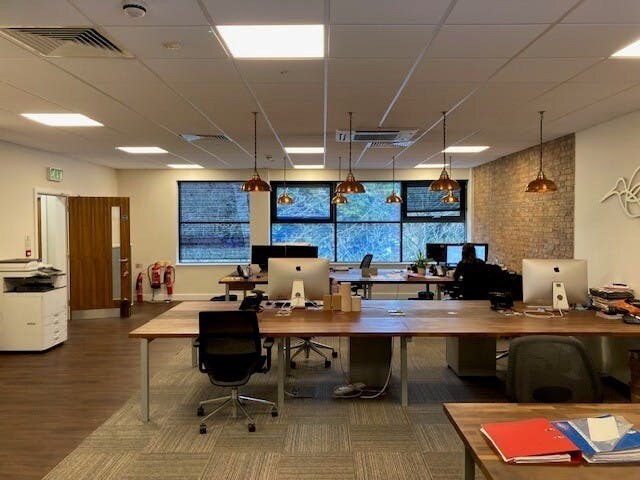 9 Queens Square, Ascot Business Park, Sunninghill to rent Building Photo- Image 1 of 10