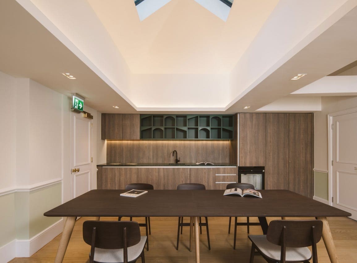 3 Cavendish Sq, London to rent Building Photo- Image 1 of 10