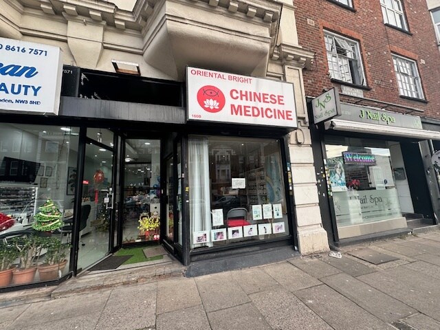 160B Finchley Rd, London to rent Building Photo- Image 1 of 3