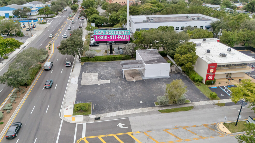 3609 Broward Blvd, Fort Lauderdale, FL for rent - Building Photo - Image 2 of 11