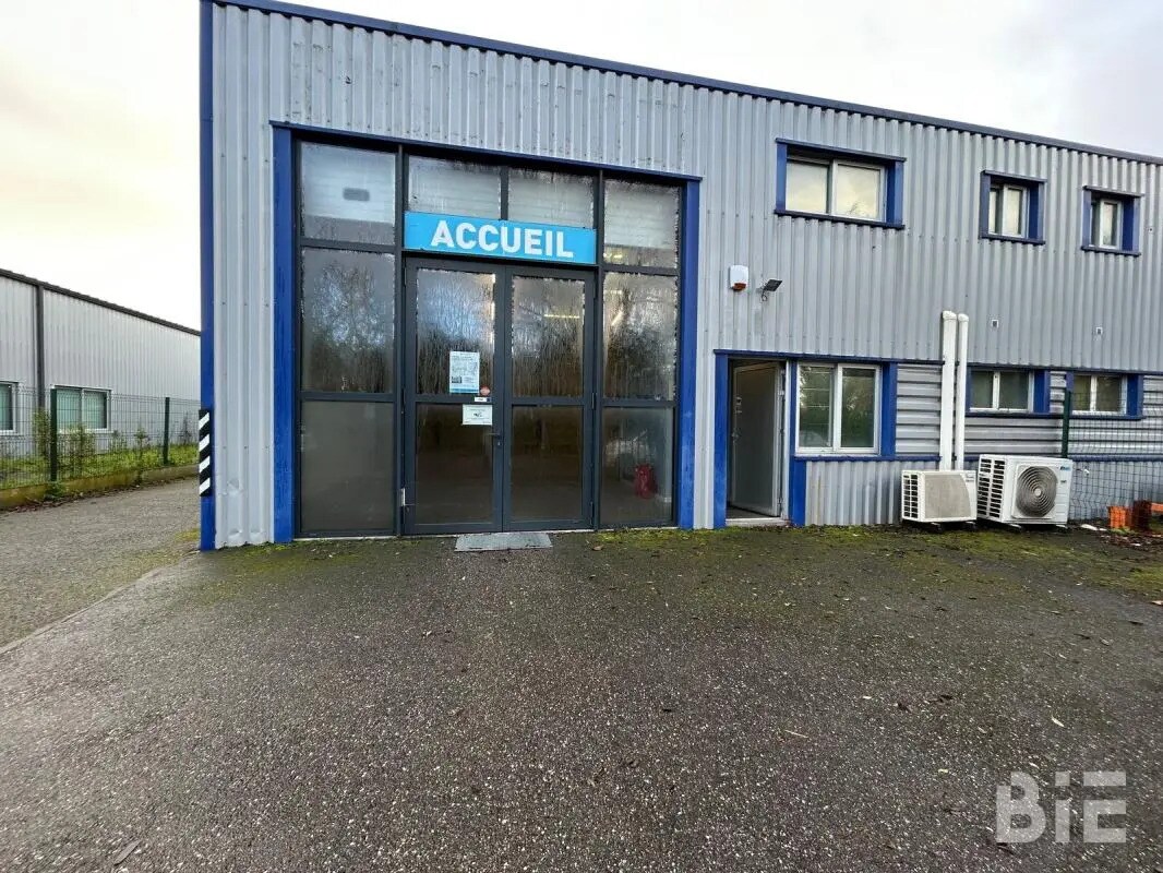 Light Industrial in Bègles to rent Building Photo- Image 1 of 15