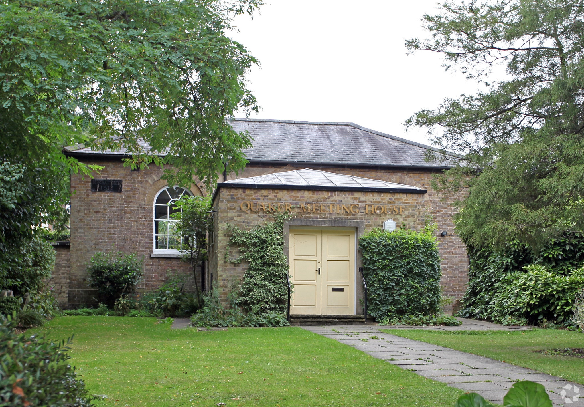 289 High St, Berkhamsted to rent Primary Photo- Image 1 of 3