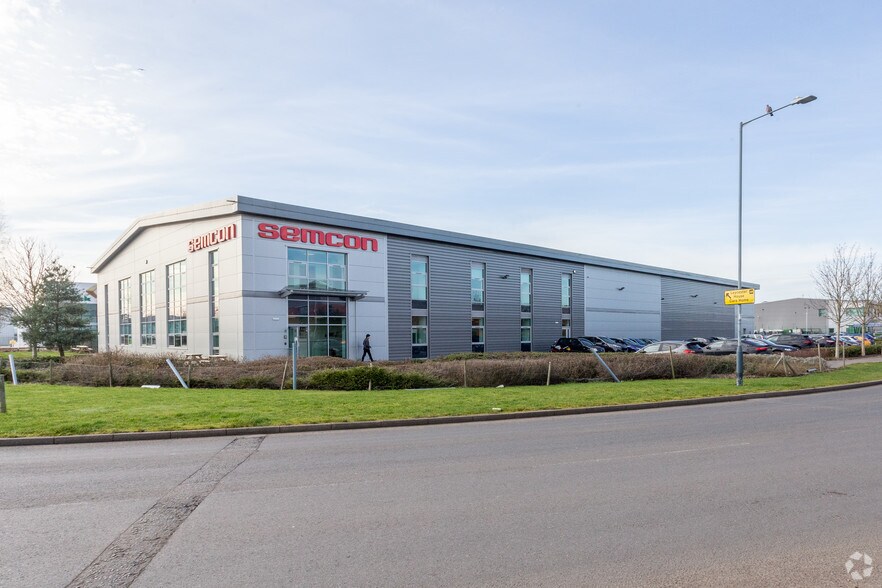 Edgehill Dr, Warwick for sale - Building Photo - Image 1 of 1