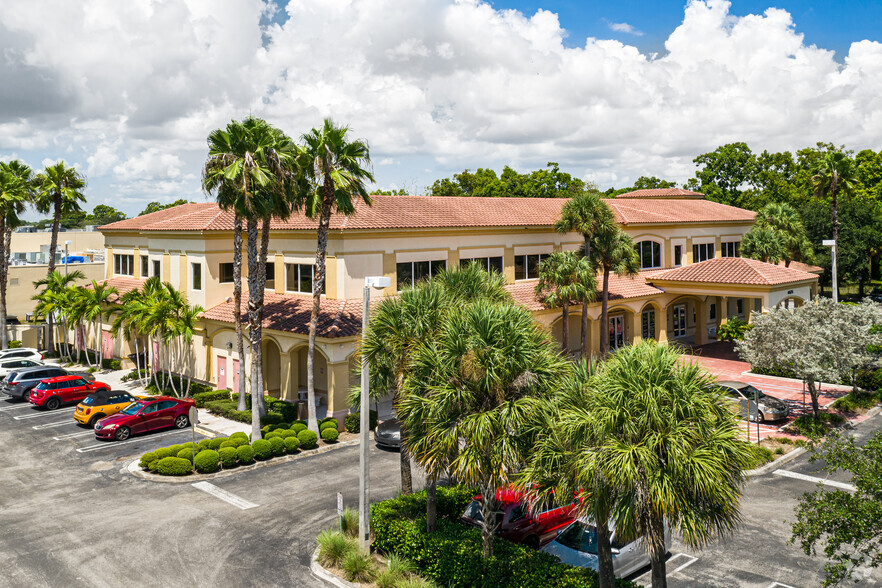 4675 Linton Blvd, Delray Beach, FL for sale - Primary Photo - Image 1 of 1