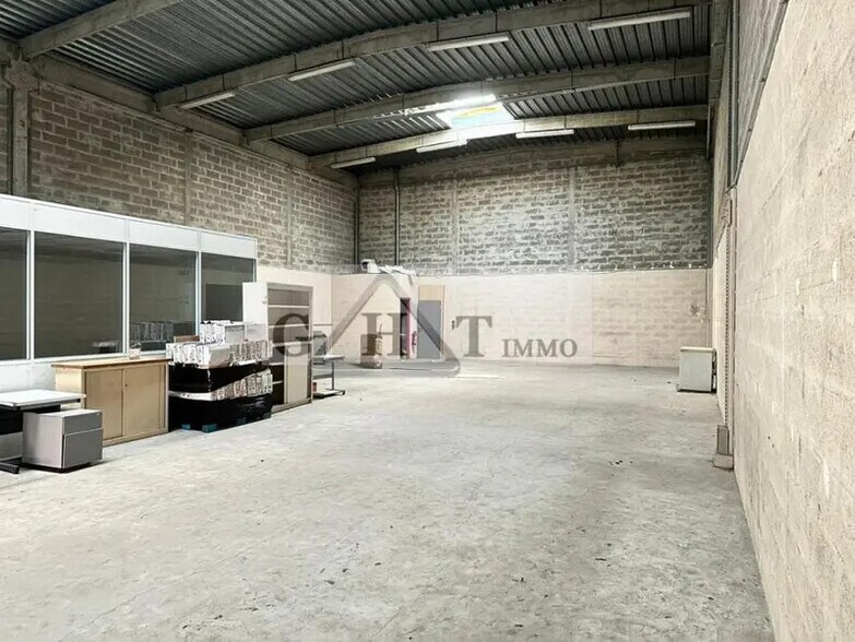 Industrial in Argenteuil to rent - Interior Photo - Image 3 of 10