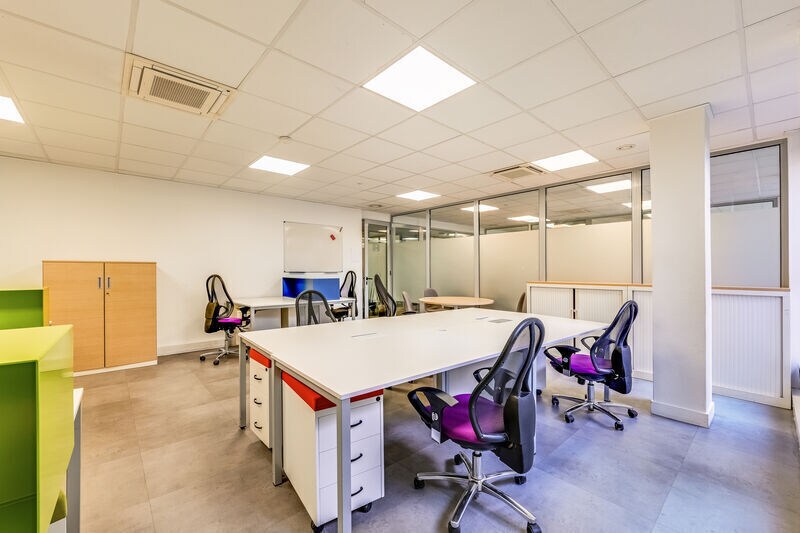 31 Bis Rue Des Longs Prés, Boulogne-Billancourt to rent - Building Photo - Image 3 of 13
