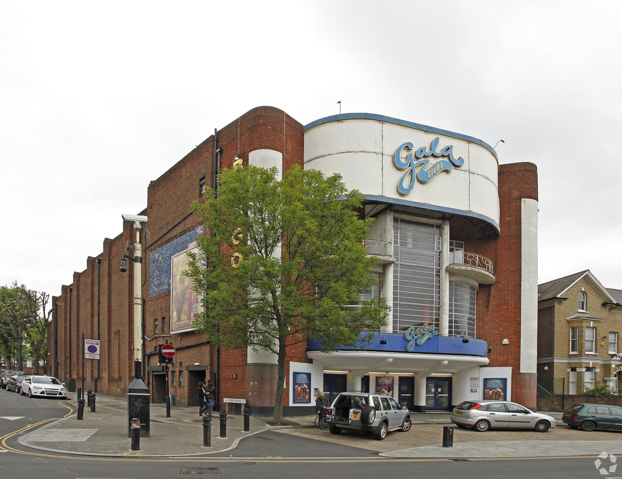 20-24 High St, London for sale Primary Photo- Image 1 of 1