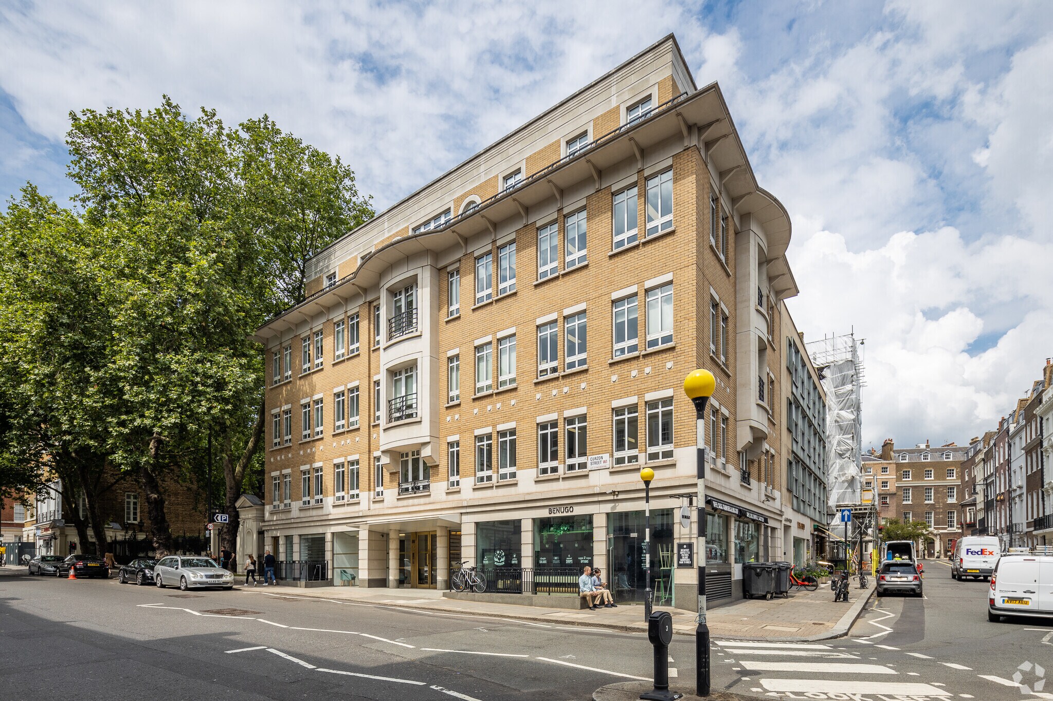 13-14 Curzon St, London for sale Primary Photo- Image 1 of 1
