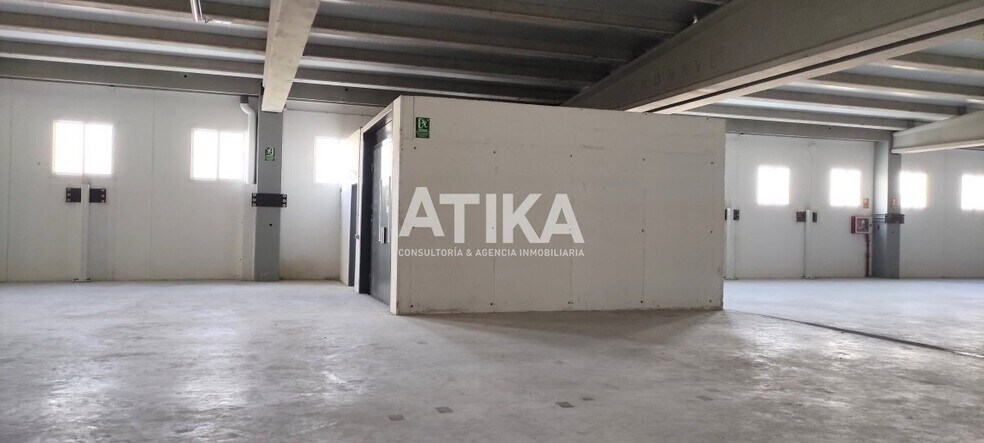 Industrial in Ontinyent to rent - Interior Photo - Image 2 of 27