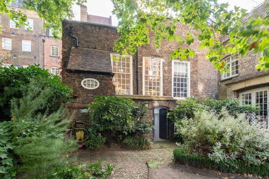 13-14 South Audley St, London for sale - Primary Photo - Image 1 of 5