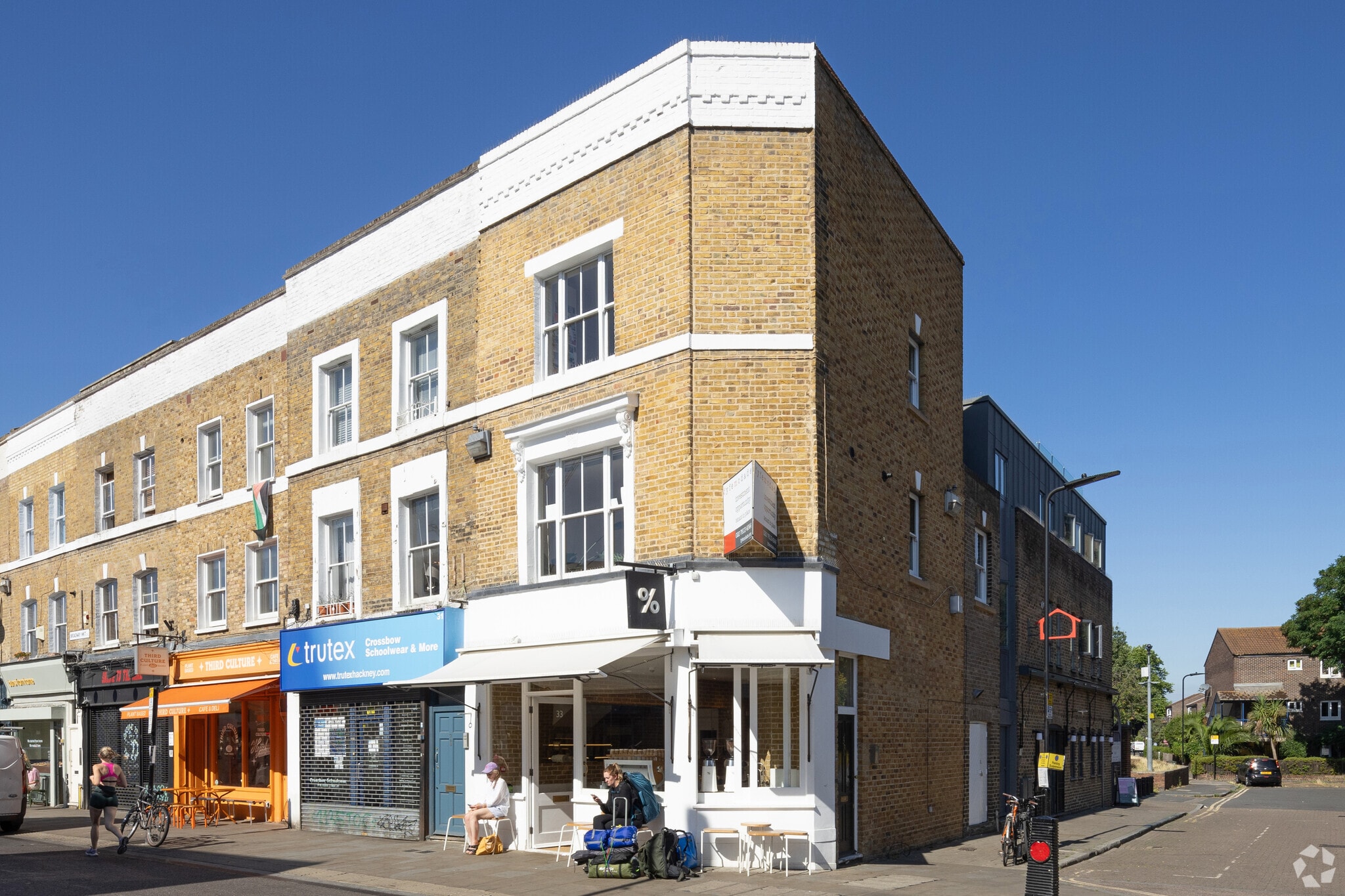 33 Broadway Mark, London for sale Primary Photo- Image 1 of 4