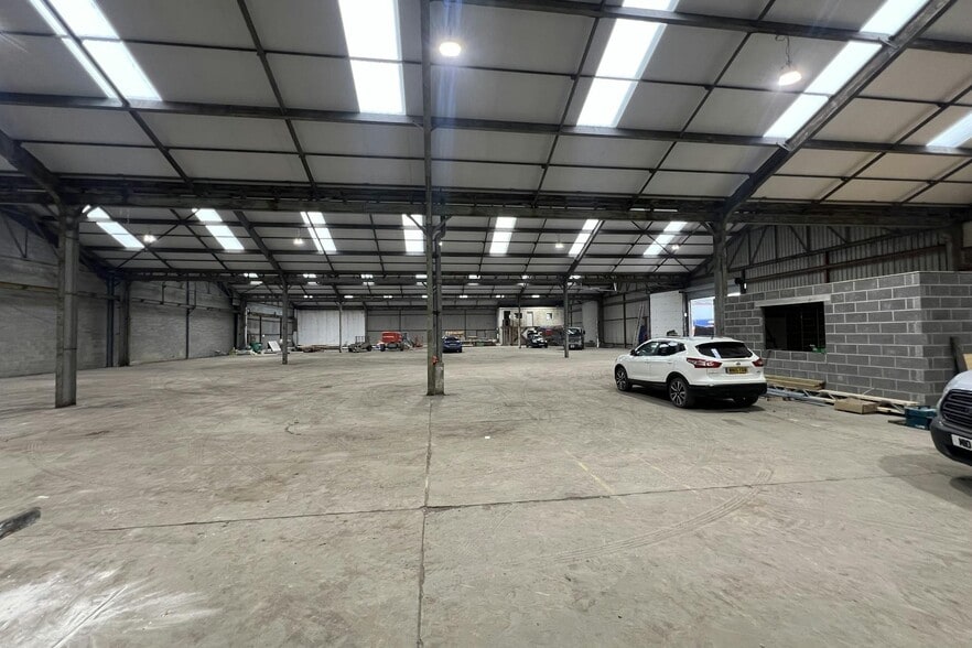 Chittening Industrial Estate, Avonmouth to rent - Interior Photo - Image 3 of 6