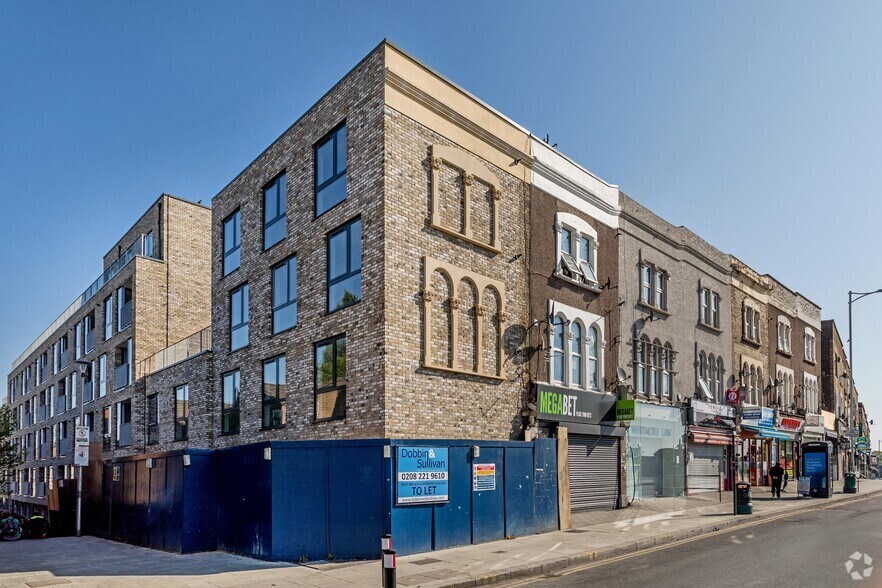 14 Cameron Rd, Ilford for sale - Primary Photo - Image 1 of 1