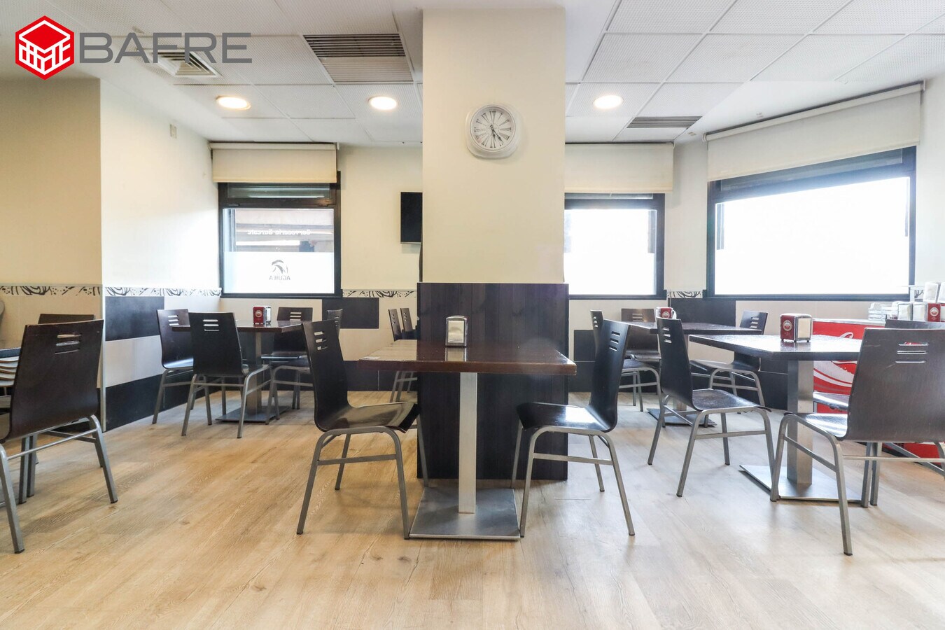 Madrid, MAD 28051 - Unit 2 -  - Interior Photo - Image 1 of 9