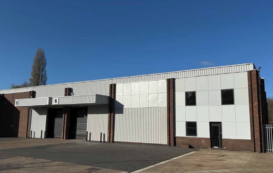 Saxon Way, West Drayton for sale Building Photo- Image 1 of 1