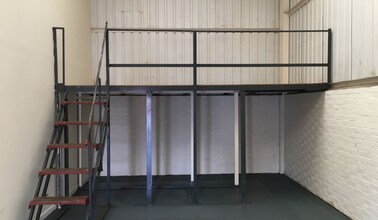 Mowbeck Way, Grantham to rent Interior Photo- Image 1 of 2