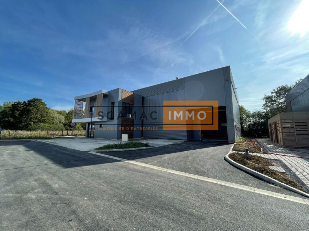 Light Industrial in Chanteloup-en-Brie for sale Building Photo- Image 1 of 7