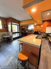 Retail in Alcorcón, Madrid to rent Interior Photo- Image 2 of 7