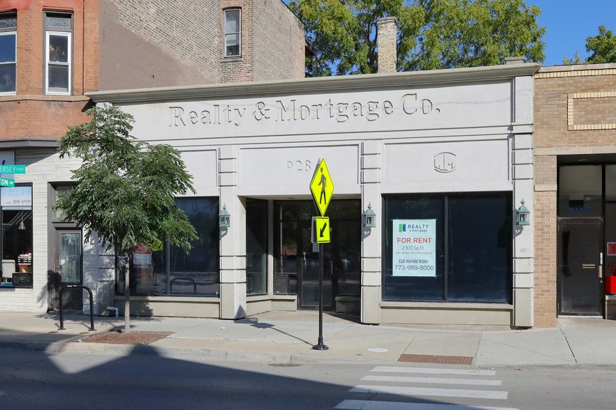 928 W Diversey Pky, Chicago IL - Commercial Property