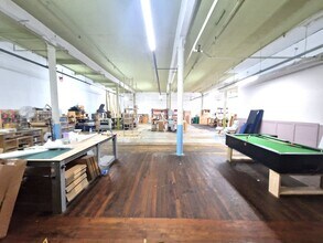 Welkin Rd, Stockport to rent Interior Photo- Image 2 of 10